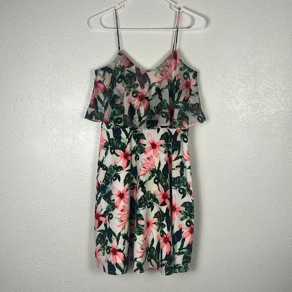 Vince Camuto - Women's Spaghetti Strap Ruffle Tropical Print Mini Dress Small - Picture 2 of 11